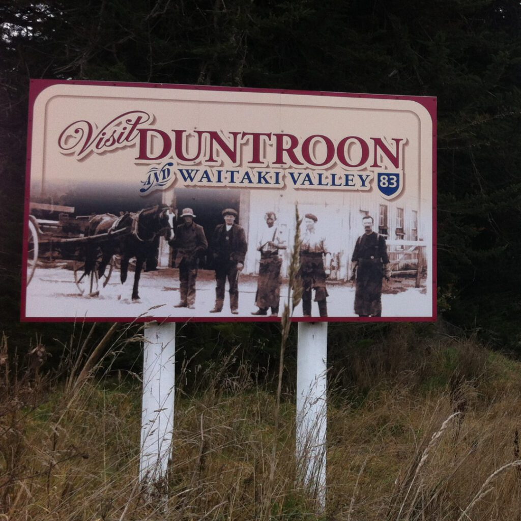 Waitaki Development Visit Oamaru tourism highway road signage
